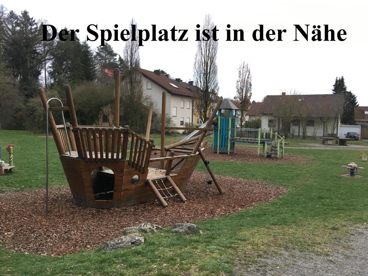 4-Zimmer Kinderfreundliche Ferienwohnung Friedrichshafen Exteriör bild